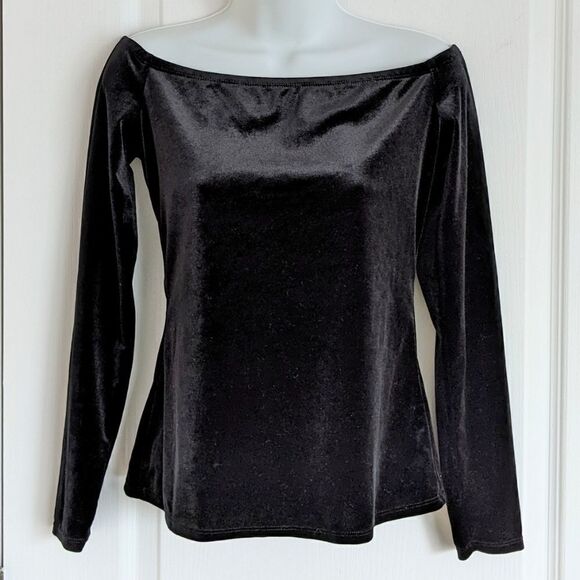 Guess black velvet off shoulder velour shirt top Medium @W - Picture 1 of 10
